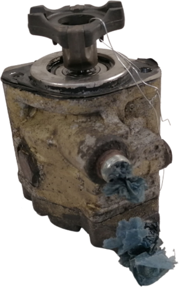 Mercedes-Benz Steering hydraulic pump A9604600280 - Servo pumpa upravljačkog mehanizma za Kamion: slika Mercedes-Benz Steering hydraulic pump A9604600280 - Servo pumpa upravljačkog mehanizma za Kamion Mercedes-Benz Steering hydraulic pump A9604600280 - Servo pumpa upravljačkog mehanizma za Kamion: slika Mercedes-Benz Steering hydraulic pump A9604600280 - Servo pumpa upravljačkog mehanizma za Kamion