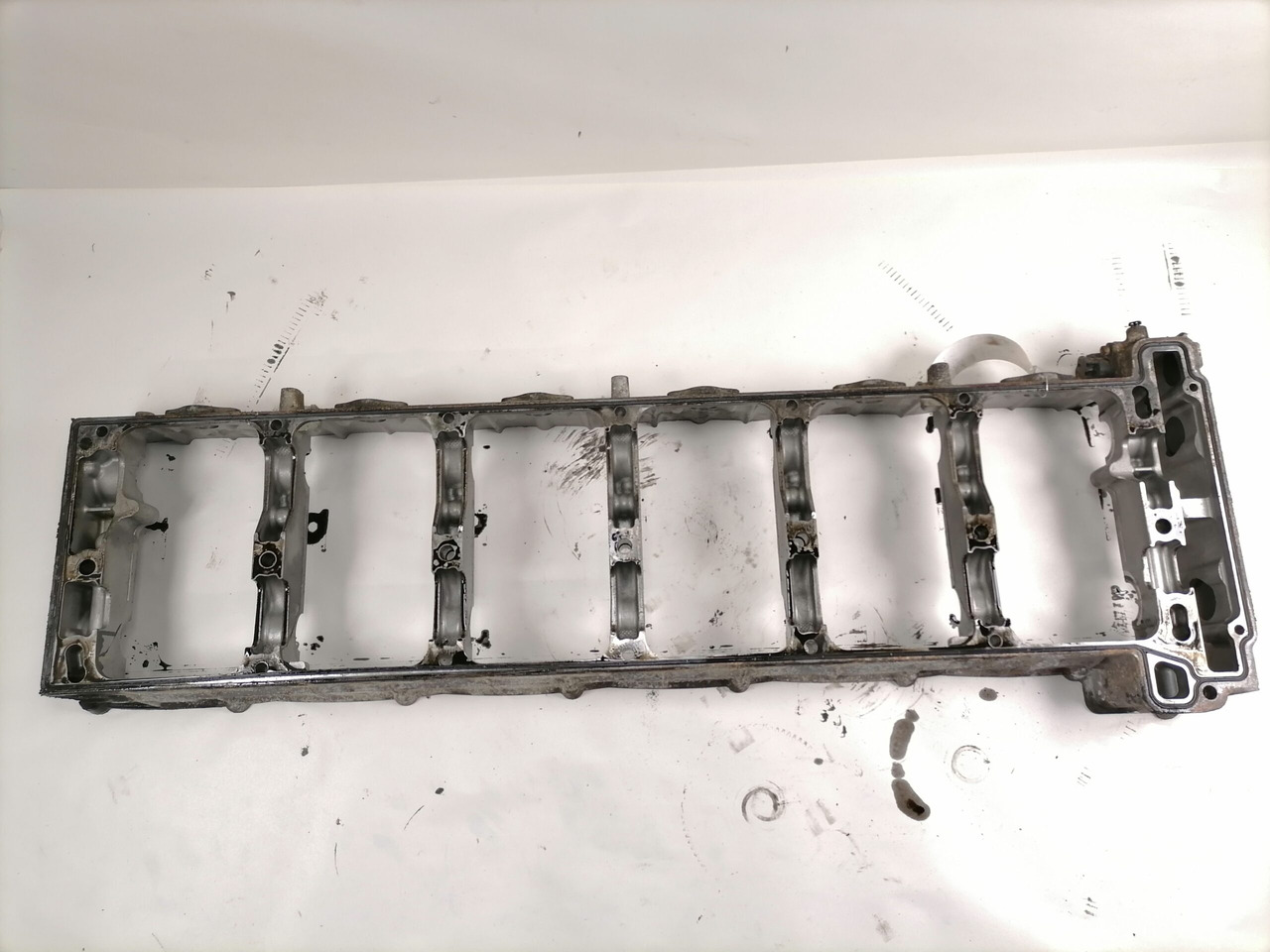 Mercedes-Benz Vahekaas A4710511402 - Glava cilindra za Kamion: slika Mercedes-Benz Vahekaas A4710511402 - Glava cilindra za Kamion Mercedes-Benz Vahekaas A4710511402 - Glava cilindra za Kamion: slika Mercedes-Benz Vahekaas A4710511402 - Glava cilindra za Kamion