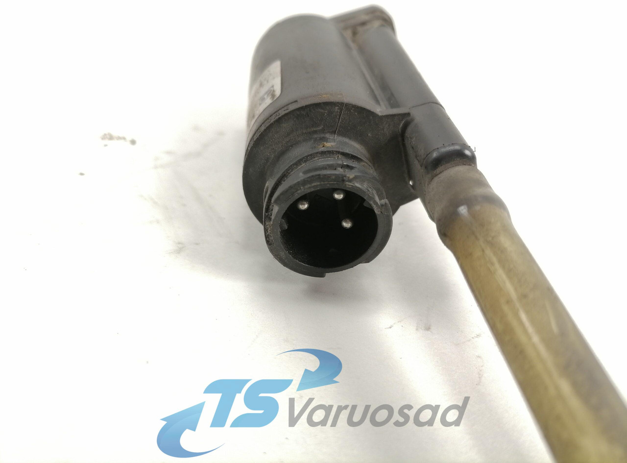 Mercedes-Benz glass washing pump A0008694021 - Brisač za Kamion: slika Mercedes-Benz glass washing pump A0008694021 - Brisač za Kamion Mercedes-Benz glass washing pump A0008694021 - Brisač za Kamion: slika Mercedes-Benz glass washing pump A0008694021 - Brisač za Kamion