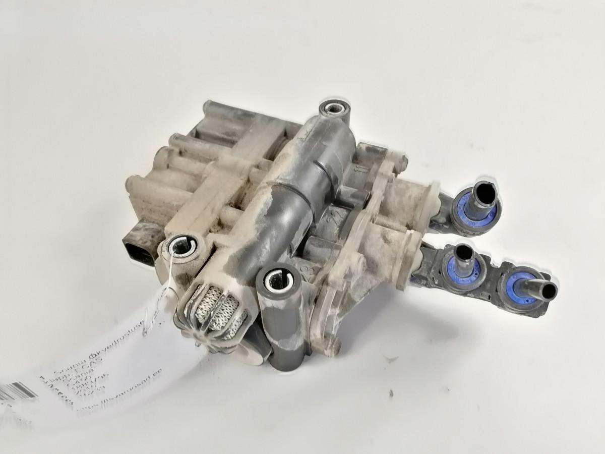 Scania Air suspension control valve, ECAS 1889796 - Kočioni ventil za Kamion: slika Scania Air suspension control valve, ECAS 1889796 - Kočioni ventil za Kamion Scania Air suspension control valve, ECAS 1889796 - Kočioni ventil za Kamion: slika Scania Air suspension control valve, ECAS 1889796 - Kočioni ventil za Kamion