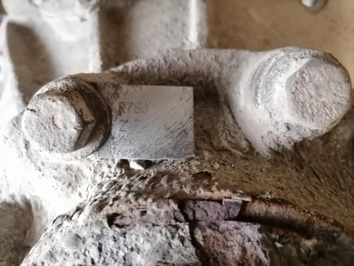 Scania Axel gear 2052040 - Reduktor pogona za Kamion: slika Scania Axel gear 2052040 - Reduktor pogona za Kamion Scania Axel gear 2052040 - Reduktor pogona za Kamion: slika Scania Axel gear 2052040 - Reduktor pogona za Kamion
