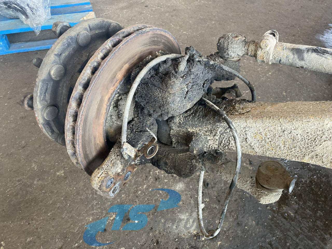 Scania Axel housing 1394399 - Prednja osovina za Kamion: slika Scania Axel housing 1394399 - Prednja osovina za Kamion Scania Axel housing 1394399 - Prednja osovina za Kamion: slika Scania Axel housing 1394399 - Prednja osovina za Kamion