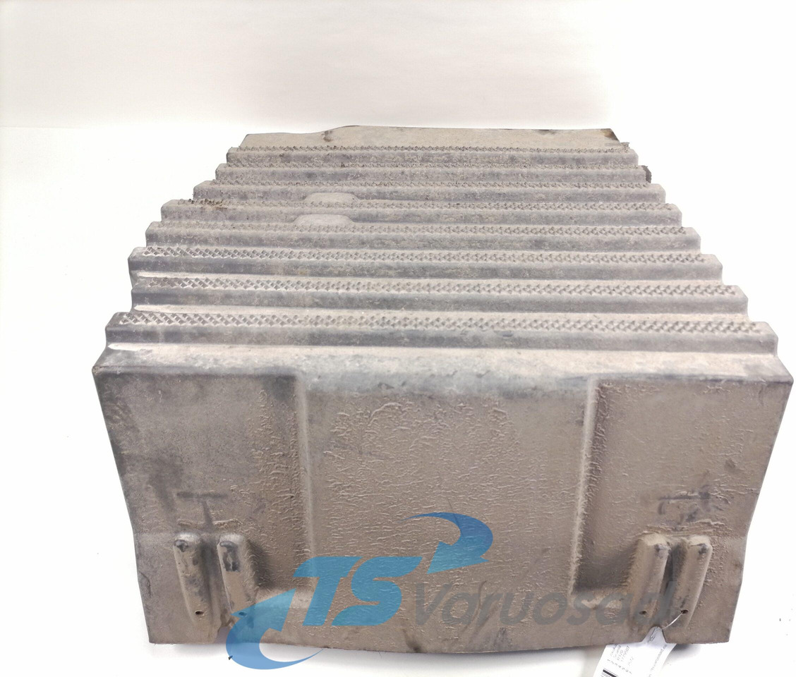 Scania Battery cover 1779507 - Akumulator za Kamion: slika Scania Battery cover 1779507 - Akumulator za Kamion Scania Battery cover 1779507 - Akumulator za Kamion: slika Scania Battery cover 1779507 - Akumulator za Kamion