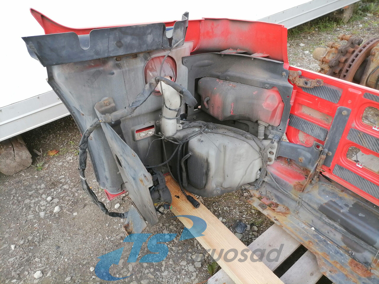 Branik za Kamion Scania Bumper 1731206: slika Branik za Kamion Scania Bumper 1731206