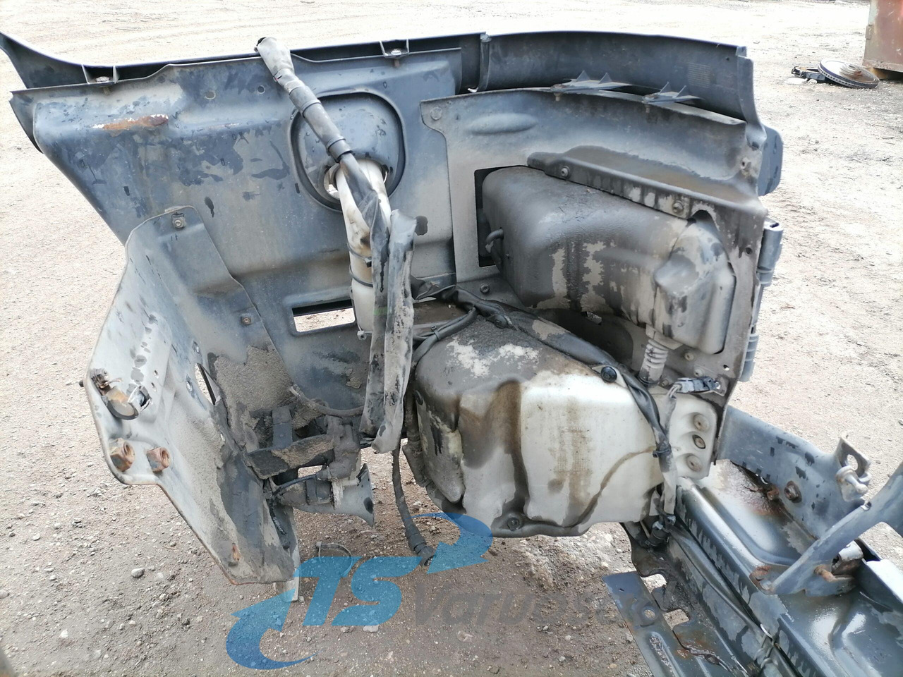 Scania Bumper 1736656 - Branik za Kamion: slika Scania Bumper 1736656 - Branik za Kamion Scania Bumper 1736656 - Branik za Kamion: slika Scania Bumper 1736656 - Branik za Kamion