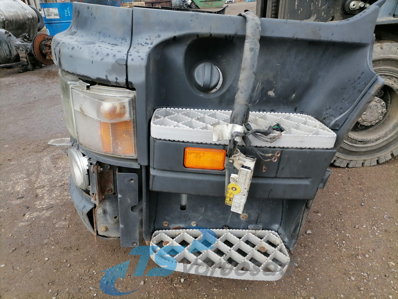 Scania Bumper 1736656 - Branik za Kamion: slika Scania Bumper 1736656 - Branik za Kamion Scania Bumper 1736656 - Branik za Kamion: slika Scania Bumper 1736656 - Branik za Kamion