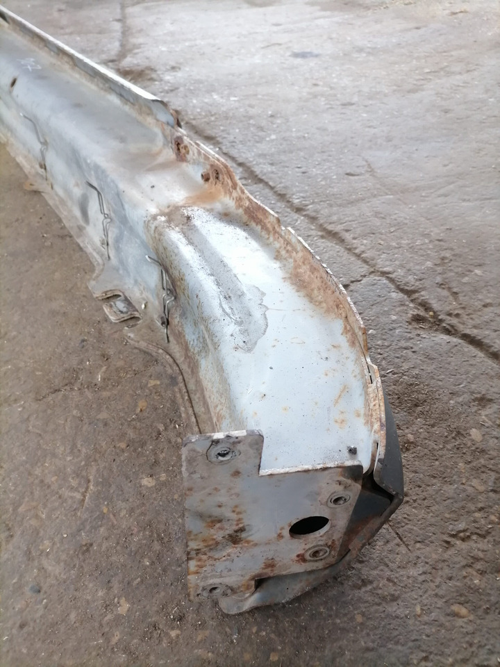 Scania Bumper 1736656 - Branik za Kamion: slika Scania Bumper 1736656 - Branik za Kamion Scania Bumper 1736656 - Branik za Kamion: slika Scania Bumper 1736656 - Branik za Kamion