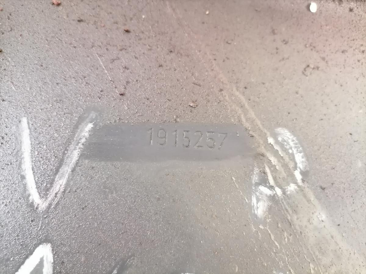 Scania Bumper bracket 1915257 - Branik za Kamion: slika Scania Bumper bracket 1915257 - Branik za Kamion Scania Bumper bracket 1915257 - Branik za Kamion: slika Scania Bumper bracket 1915257 - Branik za Kamion