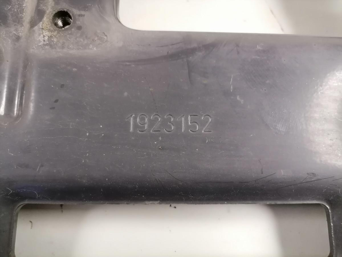 Scania Bumper bracket 1923152 - Branik za Kamion: slika Scania Bumper bracket 1923152 - Branik za Kamion Scania Bumper bracket 1923152 - Branik za Kamion: slika Scania Bumper bracket 1923152 - Branik za Kamion