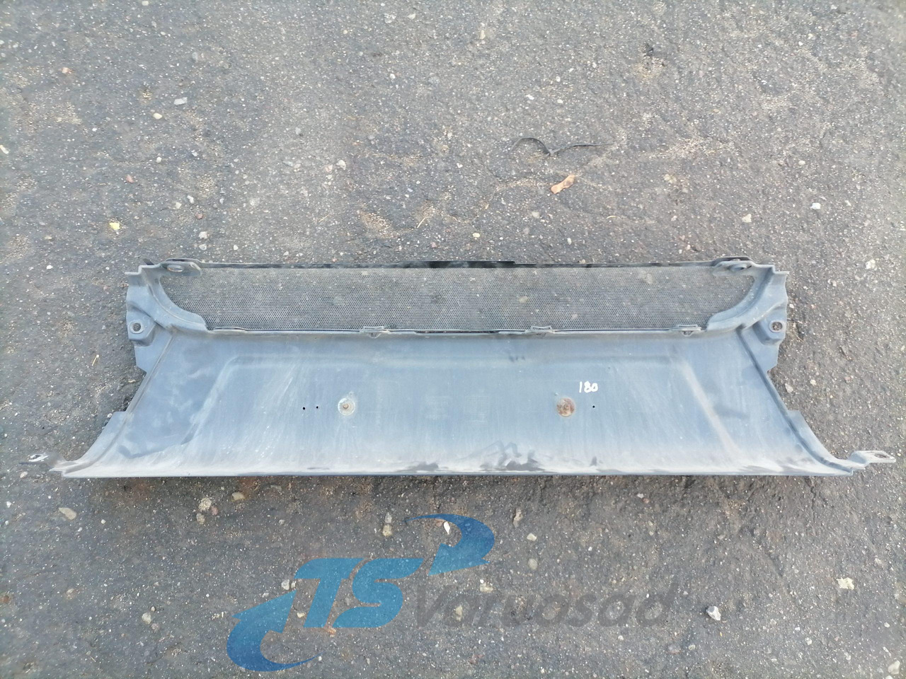 Scania Bumper cover 1865181 - Kut branika za Kamion: slika Scania Bumper cover 1865181 - Kut branika za Kamion Scania Bumper cover 1865181 - Kut branika za Kamion: slika Scania Bumper cover 1865181 - Kut branika za Kamion