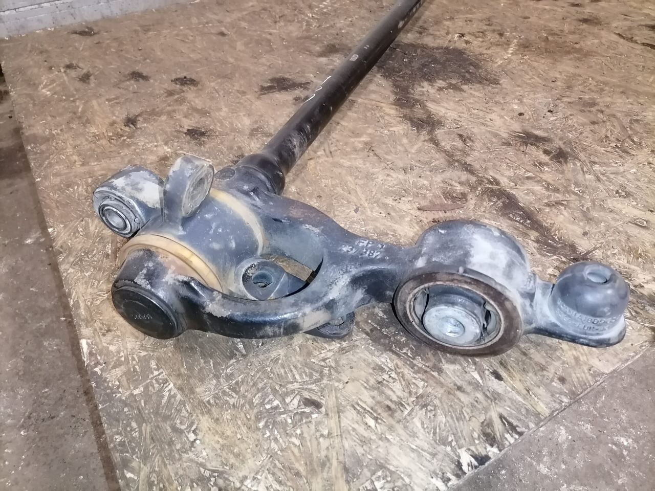 Scania Cab anti-roll bar 1788227 - Ovjes kabine za Kamion: slika  Scania Cab anti-roll bar 1788227 - Ovjes kabine za Kamion Scania Cab anti-roll bar 1788227 - Ovjes kabine za Kamion: slika  Scania Cab anti-roll bar 1788227 - Ovjes kabine za Kamion