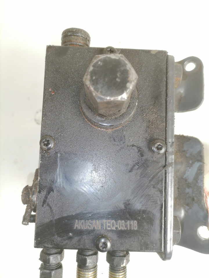 Scania Cab tilting pump 2204435 - Ovjes kabine za Kamion: slika Scania Cab tilting pump 2204435 - Ovjes kabine za Kamion Scania Cab tilting pump 2204435 - Ovjes kabine za Kamion: slika Scania Cab tilting pump 2204435 - Ovjes kabine za Kamion