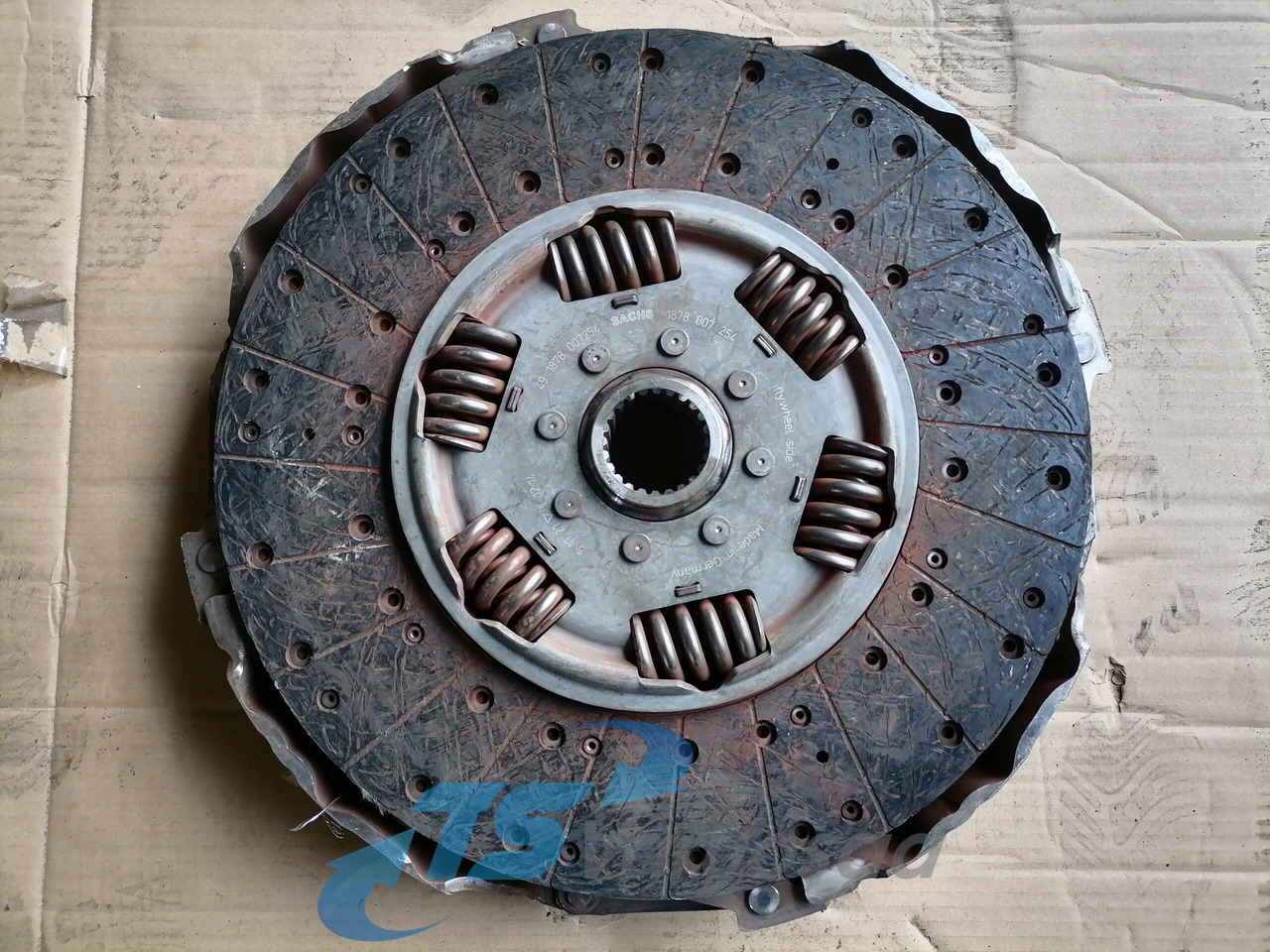 Scania Clutch 3482000999 - Kvačilo i dijelovi za Kamion: slika Scania Clutch 3482000999 - Kvačilo i dijelovi za Kamion Scania Clutch 3482000999 - Kvačilo i dijelovi za Kamion: slika Scania Clutch 3482000999 - Kvačilo i dijelovi za Kamion