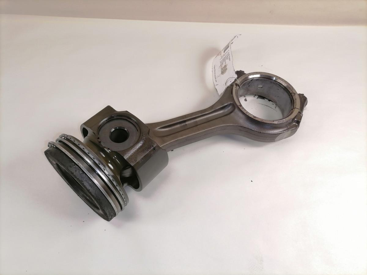 Scania Connecting rod + piston 2428219 - Klip/ Prsten/ Čahura za Kamion: slika Scania Connecting rod + piston 2428219 - Klip/ Prsten/ Čahura za Kamion Scania Connecting rod + piston 2428219 - Klip/ Prsten/ Čahura za Kamion: slika Scania Connecting rod + piston 2428219 - Klip/ Prsten/ Čahura za Kamion