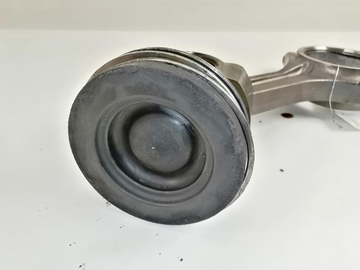 Scania Connecting rod + piston 2428219 - Klip/ Prsten/ Čahura za Kamion: slika Scania Connecting rod + piston 2428219 - Klip/ Prsten/ Čahura za Kamion Scania Connecting rod + piston 2428219 - Klip/ Prsten/ Čahura za Kamion: slika Scania Connecting rod + piston 2428219 - Klip/ Prsten/ Čahura za Kamion