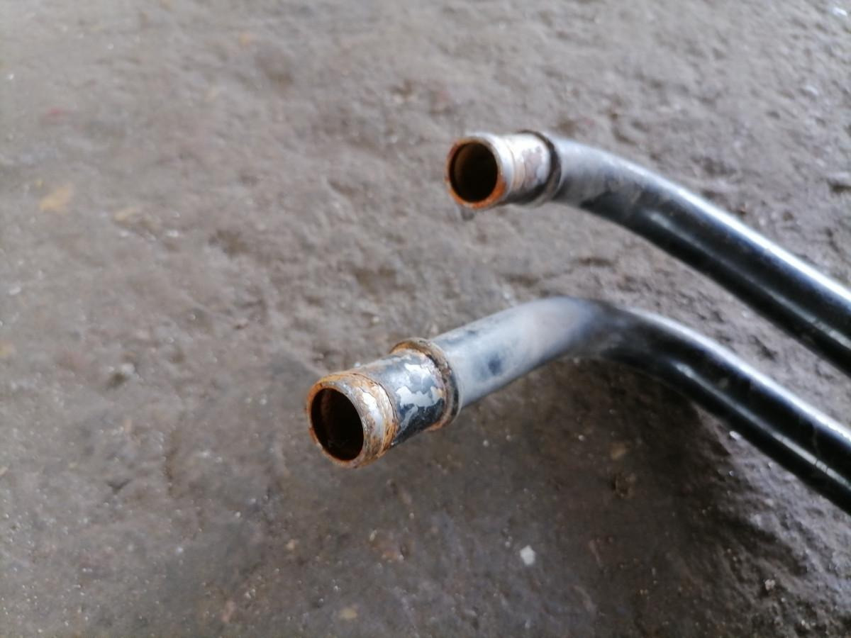 Scania Coolant pipe 1883377 - Sustav hlađenja za Kamion: slika Scania Coolant pipe 1883377 - Sustav hlađenja za Kamion Scania Coolant pipe 1883377 - Sustav hlađenja za Kamion: slika Scania Coolant pipe 1883377 - Sustav hlađenja za Kamion