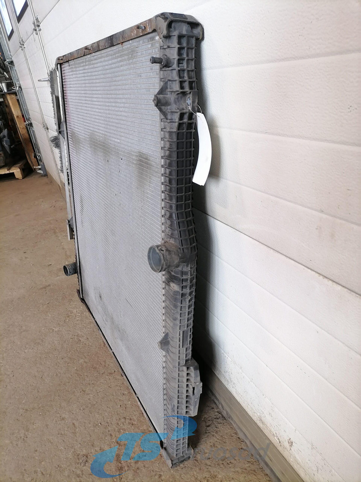 Scania Cooling radiator 1781365 - Hladnjak za Kamion: slika Scania Cooling radiator 1781365 - Hladnjak za Kamion Scania Cooling radiator 1781365 - Hladnjak za Kamion: slika Scania Cooling radiator 1781365 - Hladnjak za Kamion