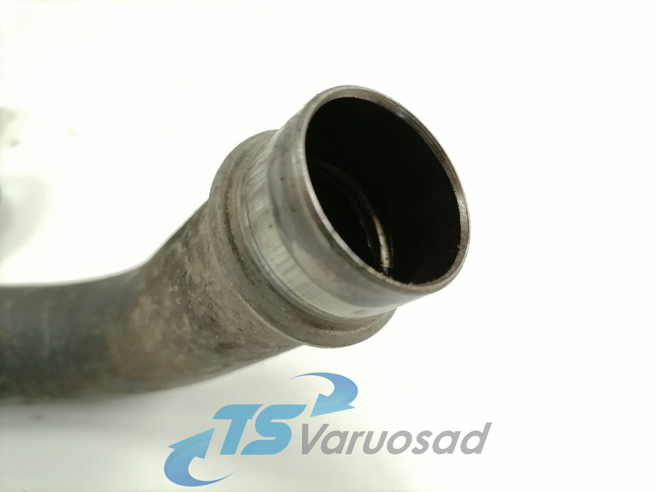 Scania Crankcase Ventilation Pipe 1748688 - Karter za Kamion: slika Scania Crankcase Ventilation Pipe 1748688 - Karter za Kamion Scania Crankcase Ventilation Pipe 1748688 - Karter za Kamion: slika Scania Crankcase Ventilation Pipe 1748688 - Karter za Kamion