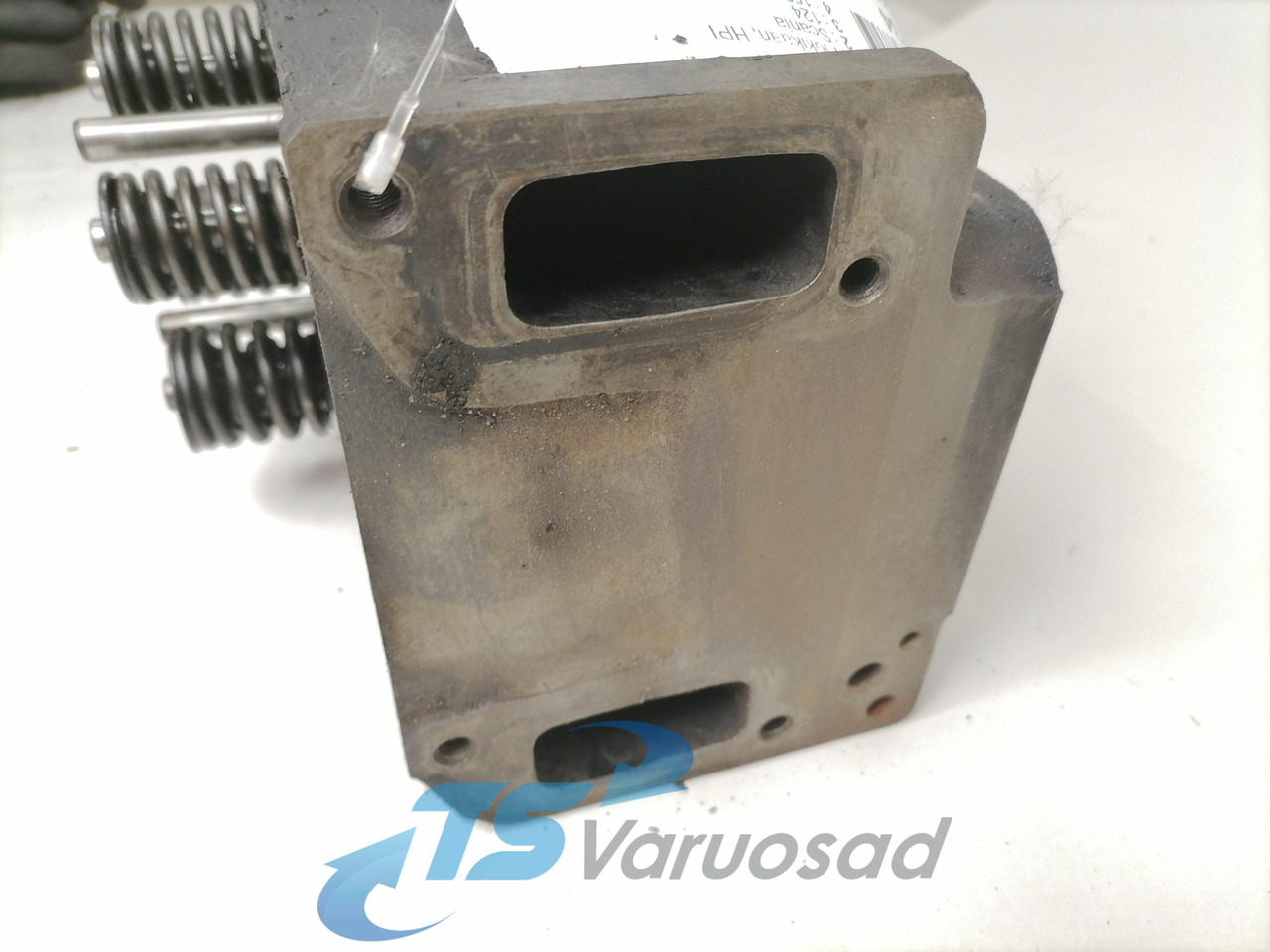 Scania Cylinder head, HPI 1522361 - Glava cilindra za Kamion: slika Scania Cylinder head, HPI 1522361 - Glava cilindra za Kamion Scania Cylinder head, HPI 1522361 - Glava cilindra za Kamion: slika Scania Cylinder head, HPI 1522361 - Glava cilindra za Kamion