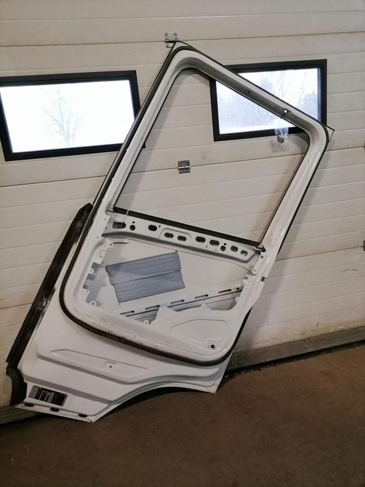 Scania Door 2653997 - Vrata i dijelovi za Kamion: slika Scania Door 2653997 - Vrata i dijelovi za Kamion Scania Door 2653997 - Vrata i dijelovi za Kamion: slika Scania Door 2653997 - Vrata i dijelovi za Kamion