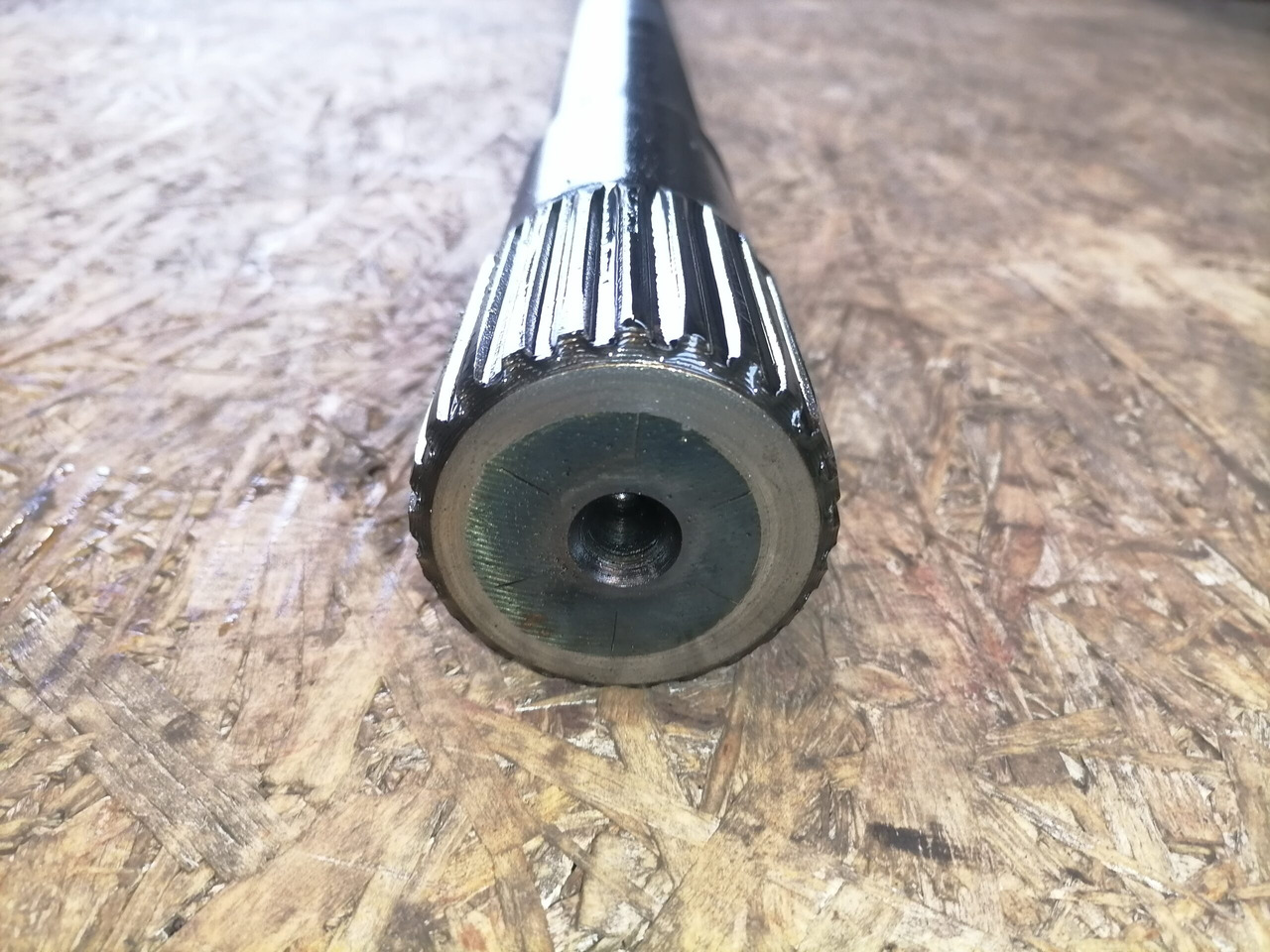 Scania Drive shaft 1368178 - Polosovina za Kamion: slika Scania Drive shaft 1368178 - Polosovina za Kamion Scania Drive shaft 1368178 - Polosovina za Kamion: slika Scania Drive shaft 1368178 - Polosovina za Kamion