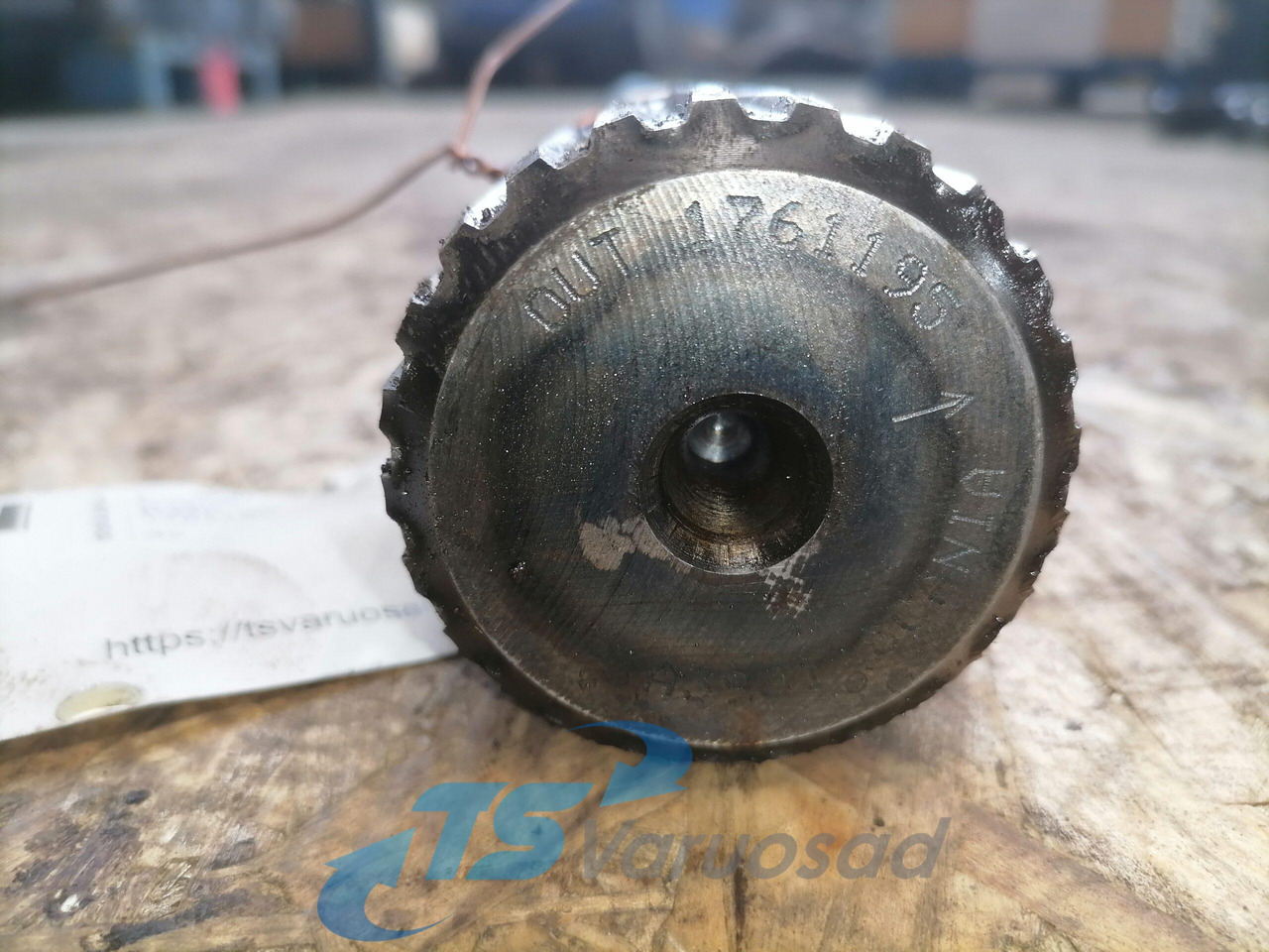 Scania Drive shaft 1761195 - Polosovina za Kamion: slika Scania Drive shaft 1761195 - Polosovina za Kamion Scania Drive shaft 1761195 - Polosovina za Kamion: slika Scania Drive shaft 1761195 - Polosovina za Kamion