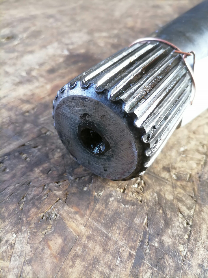 Scania Drive shaft 1761195 - Polosovina za Kamion: slika Scania Drive shaft 1761195 - Polosovina za Kamion Scania Drive shaft 1761195 - Polosovina za Kamion: slika Scania Drive shaft 1761195 - Polosovina za Kamion