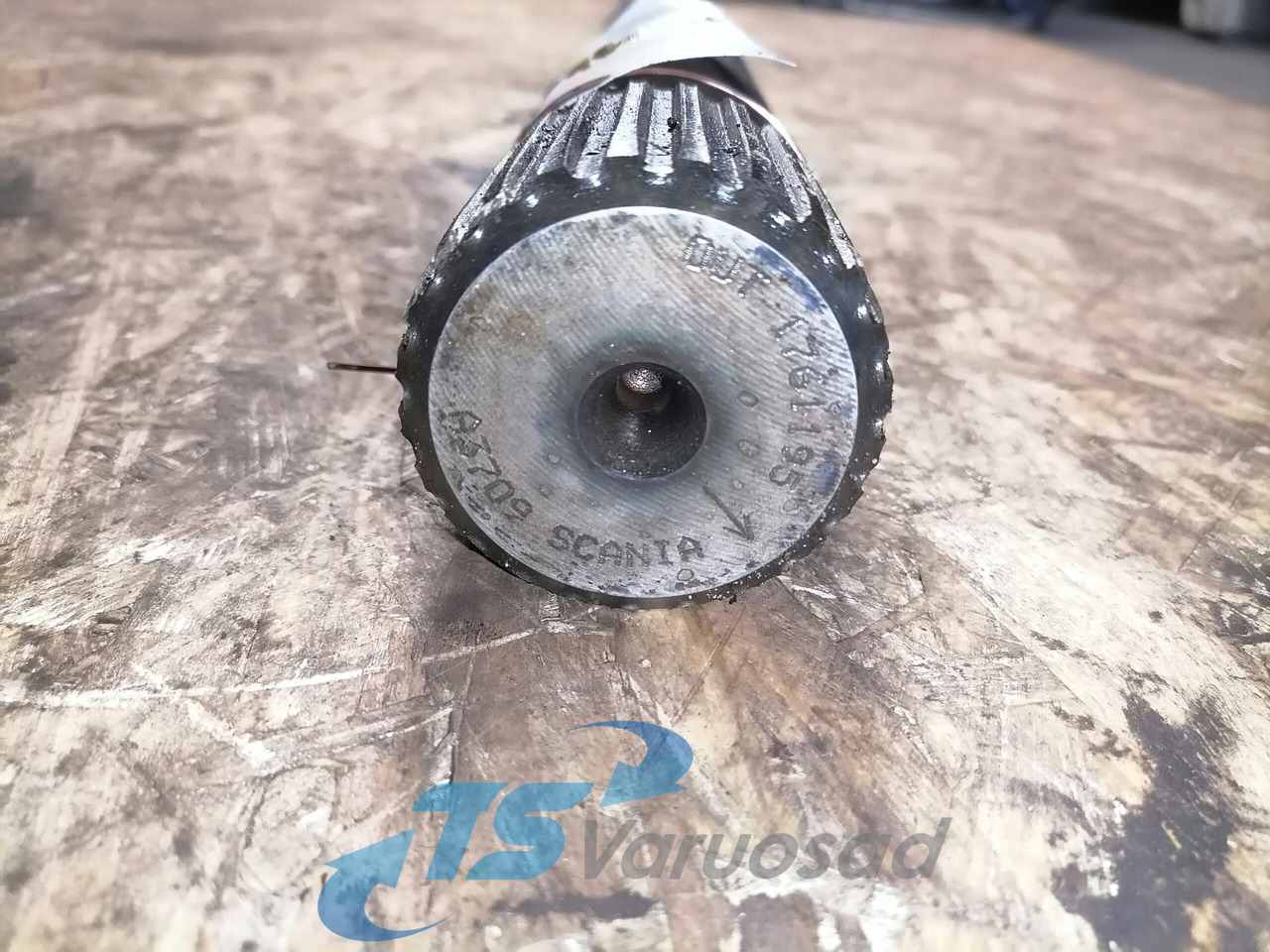 Scania Drive shaft 1761195 - Polosovina za Kamion: slika Scania Drive shaft 1761195 - Polosovina za Kamion Scania Drive shaft 1761195 - Polosovina za Kamion: slika Scania Drive shaft 1761195 - Polosovina za Kamion
