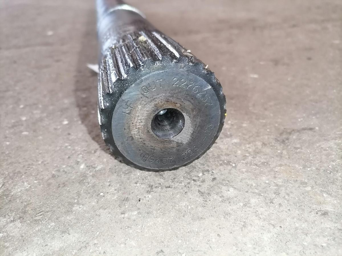 Scania Drive shaft 2276757 - Polosovina za Kamion: slika Scania Drive shaft 2276757 - Polosovina za Kamion Scania Drive shaft 2276757 - Polosovina za Kamion: slika Scania Drive shaft 2276757 - Polosovina za Kamion