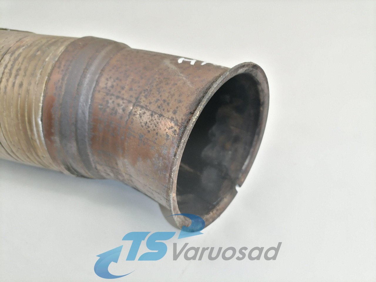 Scania Exhaust pipe 1529474 - Prigušni lonac za Kamion: slika  Scania Exhaust pipe 1529474 - Prigušni lonac za Kamion Scania Exhaust pipe 1529474 - Prigušni lonac za Kamion: slika  Scania Exhaust pipe 1529474 - Prigušni lonac za Kamion