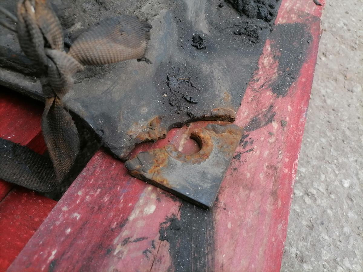 Scania Fifht wheel 1353631 - Sedlo za Kamion: slika Scania Fifht wheel 1353631 - Sedlo za Kamion Scania Fifht wheel 1353631 - Sedlo za Kamion: slika Scania Fifht wheel 1353631 - Sedlo za Kamion