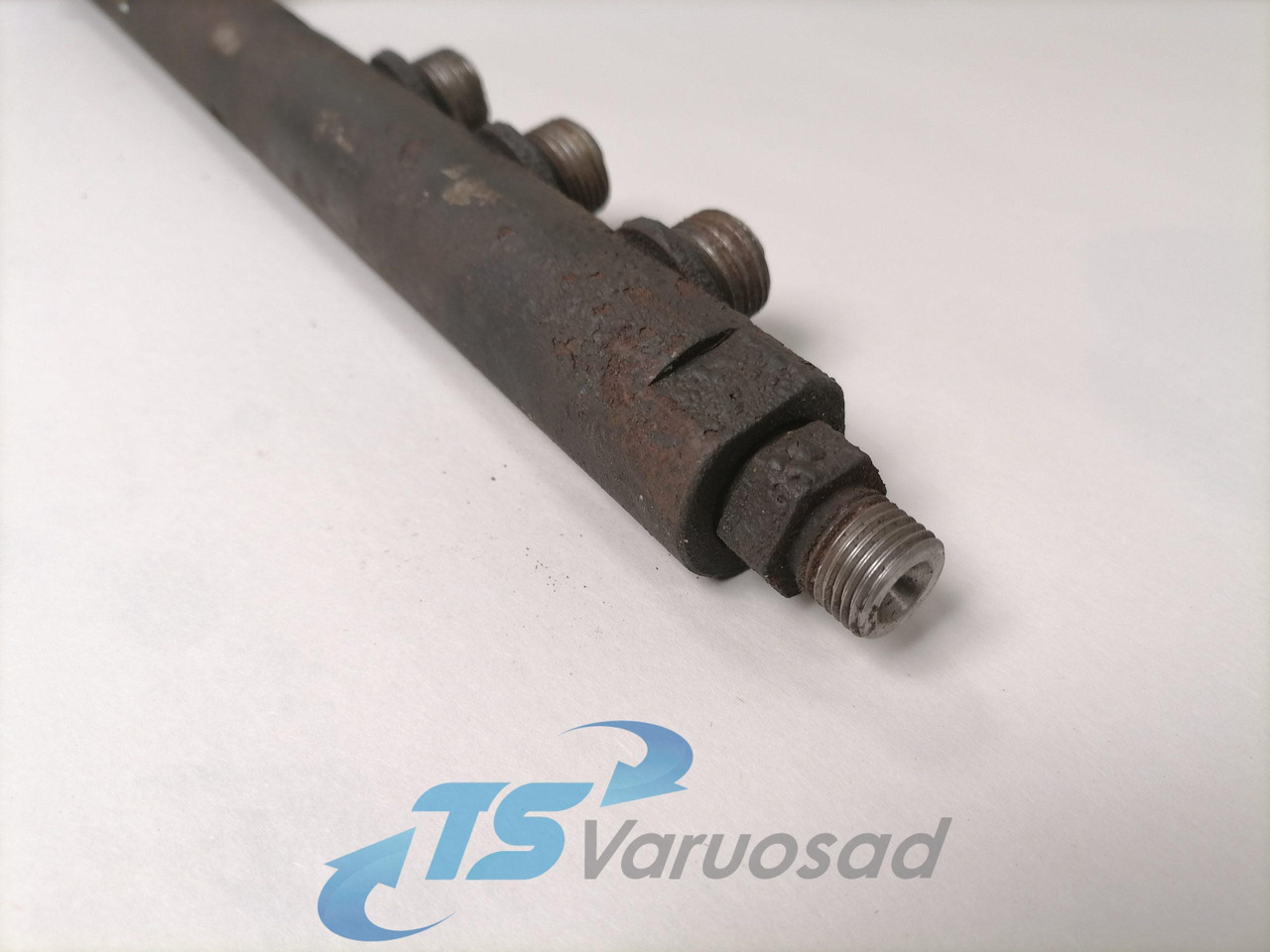 Scania Fuel mainfold 2002834 - Sustav goriva za Kamion: slika Scania Fuel mainfold 2002834 - Sustav goriva za Kamion Scania Fuel mainfold 2002834 - Sustav goriva za Kamion: slika Scania Fuel mainfold 2002834 - Sustav goriva za Kamion