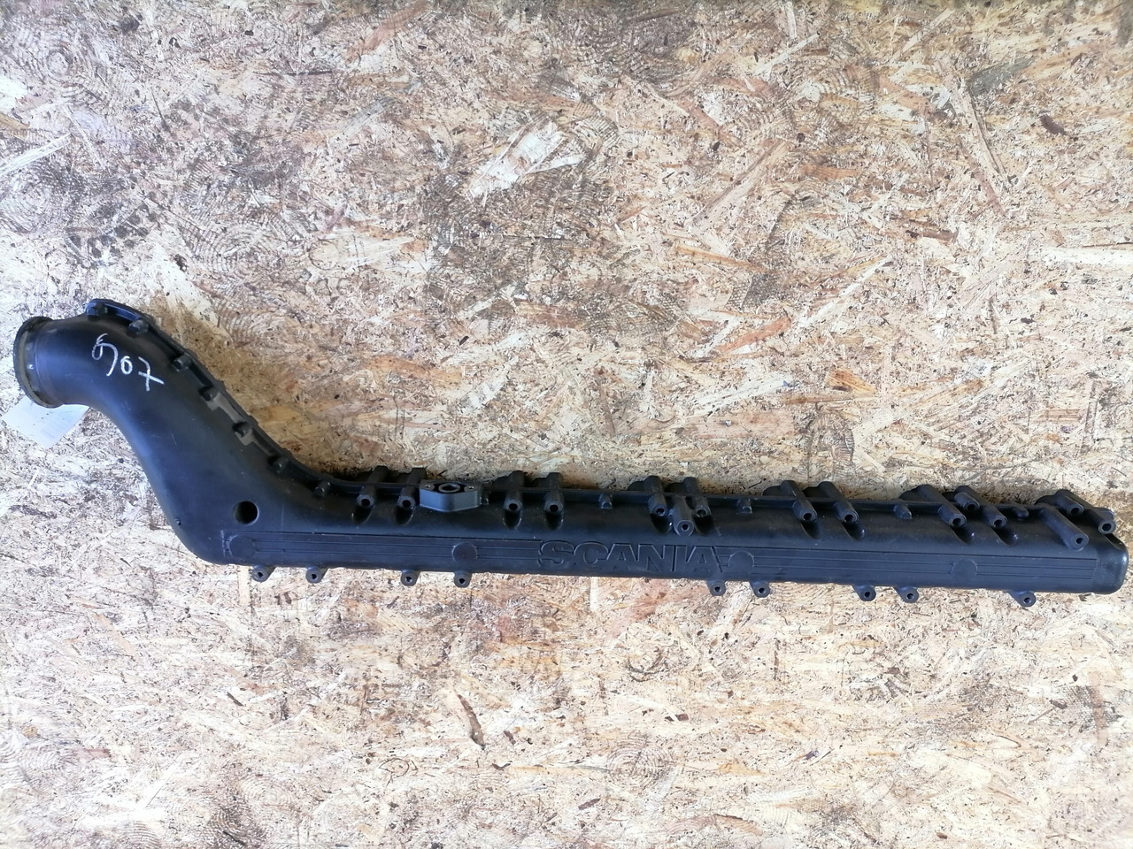 Scania Intake mainfold 1493717 - Usisna grana za Kamion: slika Scania Intake mainfold 1493717 - Usisna grana za Kamion Scania Intake mainfold 1493717 - Usisna grana za Kamion: slika Scania Intake mainfold 1493717 - Usisna grana za Kamion