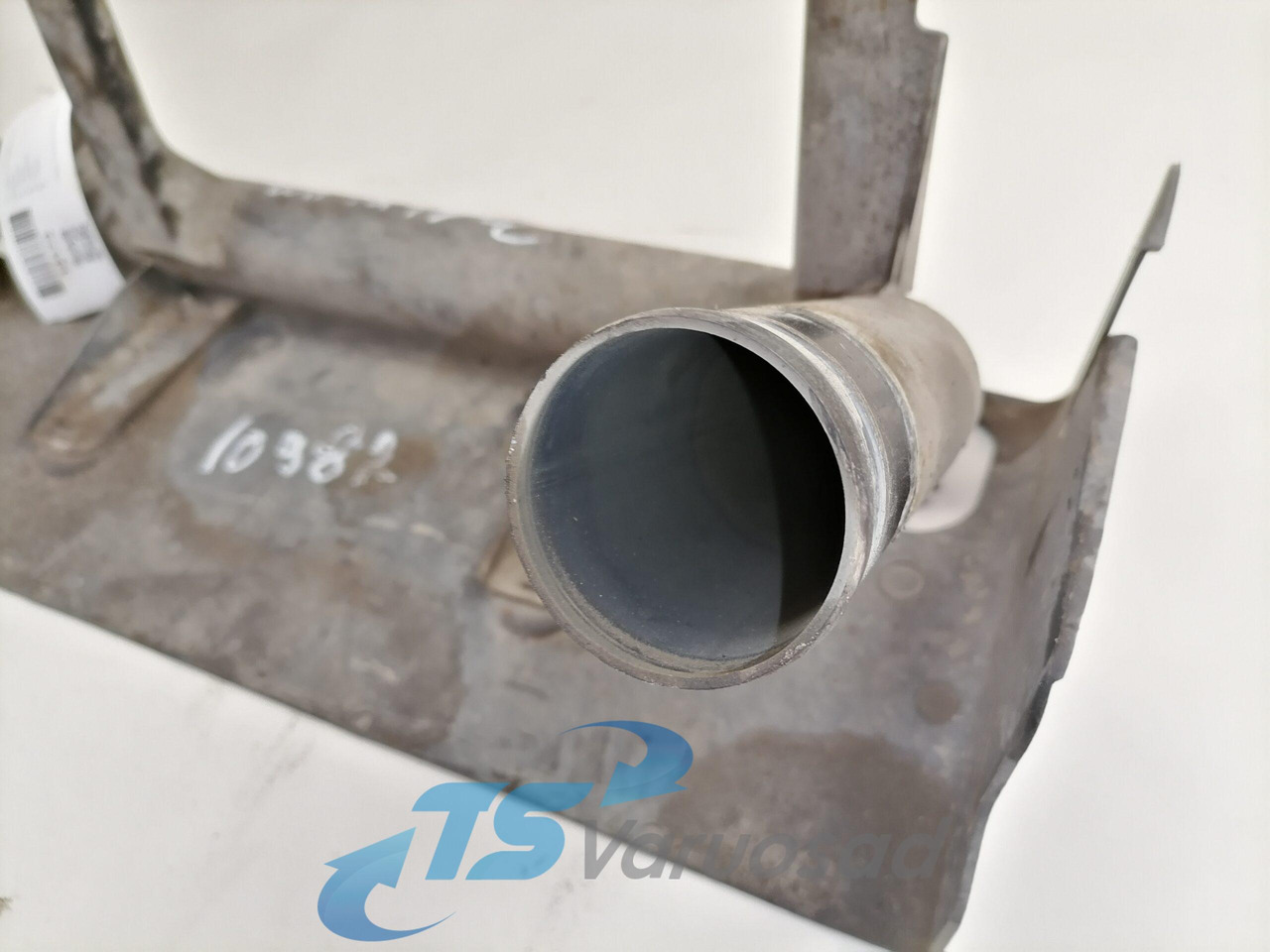 Scania Jahutusvedeliku toru, retarder 1856589 - Sustav hlađenja za Kamion: slika Scania Jahutusvedeliku toru, retarder 1856589 - Sustav hlađenja za Kamion Scania Jahutusvedeliku toru, retarder 1856589 - Sustav hlađenja za Kamion: slika Scania Jahutusvedeliku toru, retarder 1856589 - Sustav hlađenja za Kamion