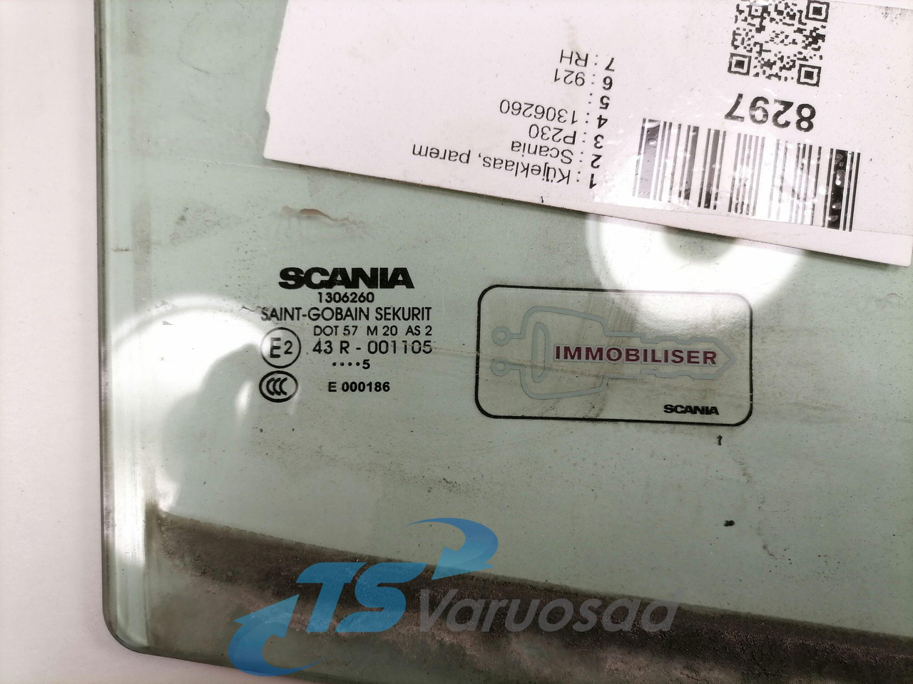 Scania Küljeklaas, parem 1306260 - Staklo i dijelovi za Kamion: slika Scania Küljeklaas, parem 1306260 - Staklo i dijelovi za Kamion Scania Küljeklaas, parem 1306260 - Staklo i dijelovi za Kamion: slika Scania Küljeklaas, parem 1306260 - Staklo i dijelovi za Kamion