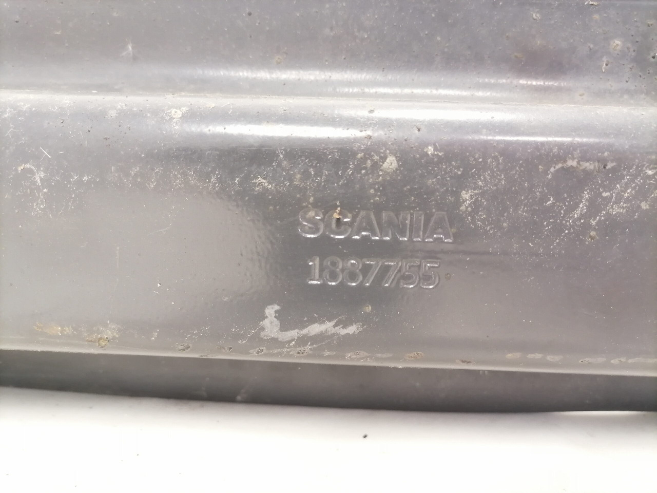 Scania Kütusepaagi kandur, Scania 1887755 - Spremnik goriva za Kamion: slika Scania Kütusepaagi kandur, Scania 1887755 - Spremnik goriva za Kamion Scania Kütusepaagi kandur, Scania 1887755 - Spremnik goriva za Kamion: slika Scania Kütusepaagi kandur, Scania 1887755 - Spremnik goriva za Kamion