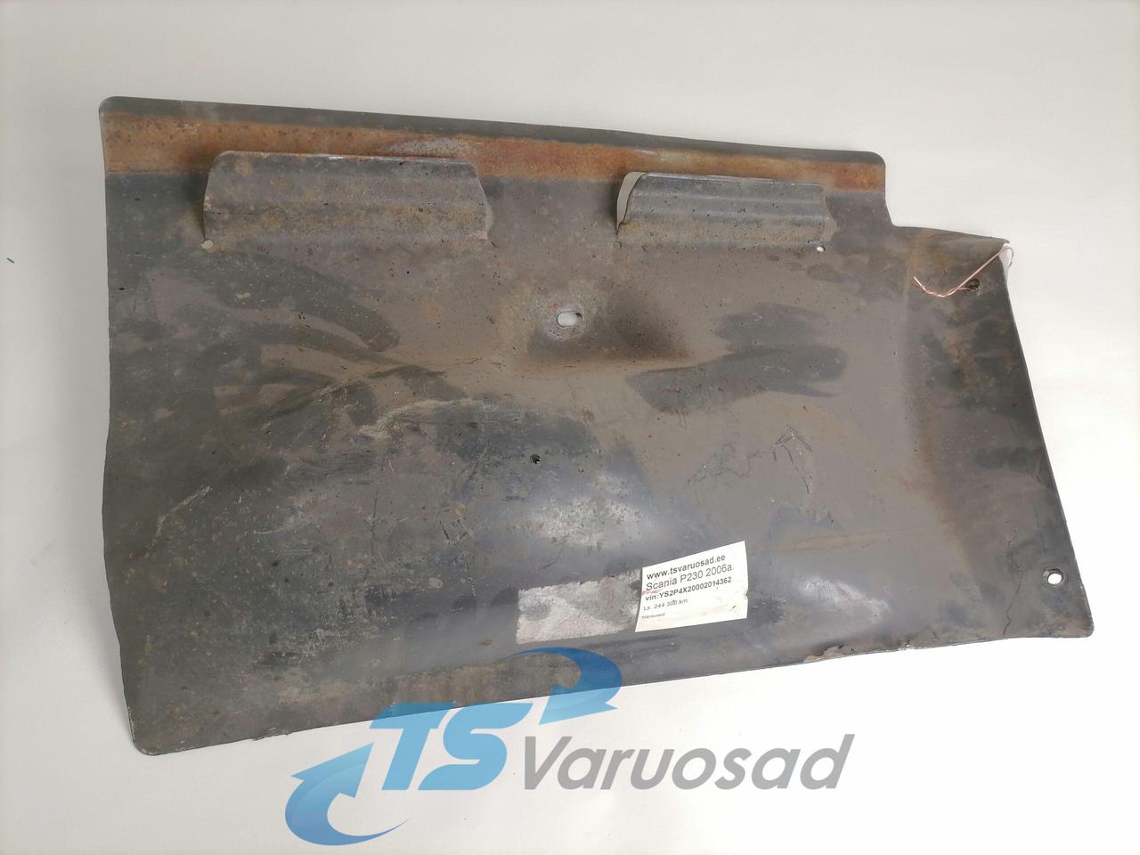 Scania Mudguard 1371572 - Univerzalni dio za Kamion: slika Scania Mudguard 1371572 - Univerzalni dio za Kamion Scania Mudguard 1371572 - Univerzalni dio za Kamion: slika Scania Mudguard 1371572 - Univerzalni dio za Kamion