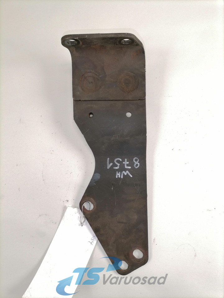 Scania Muffler carrier 1439419 - Prigušni lonac za Kamion: slika Scania Muffler carrier 1439419 - Prigušni lonac za Kamion Scania Muffler carrier 1439419 - Prigušni lonac za Kamion: slika Scania Muffler carrier 1439419 - Prigušni lonac za Kamion