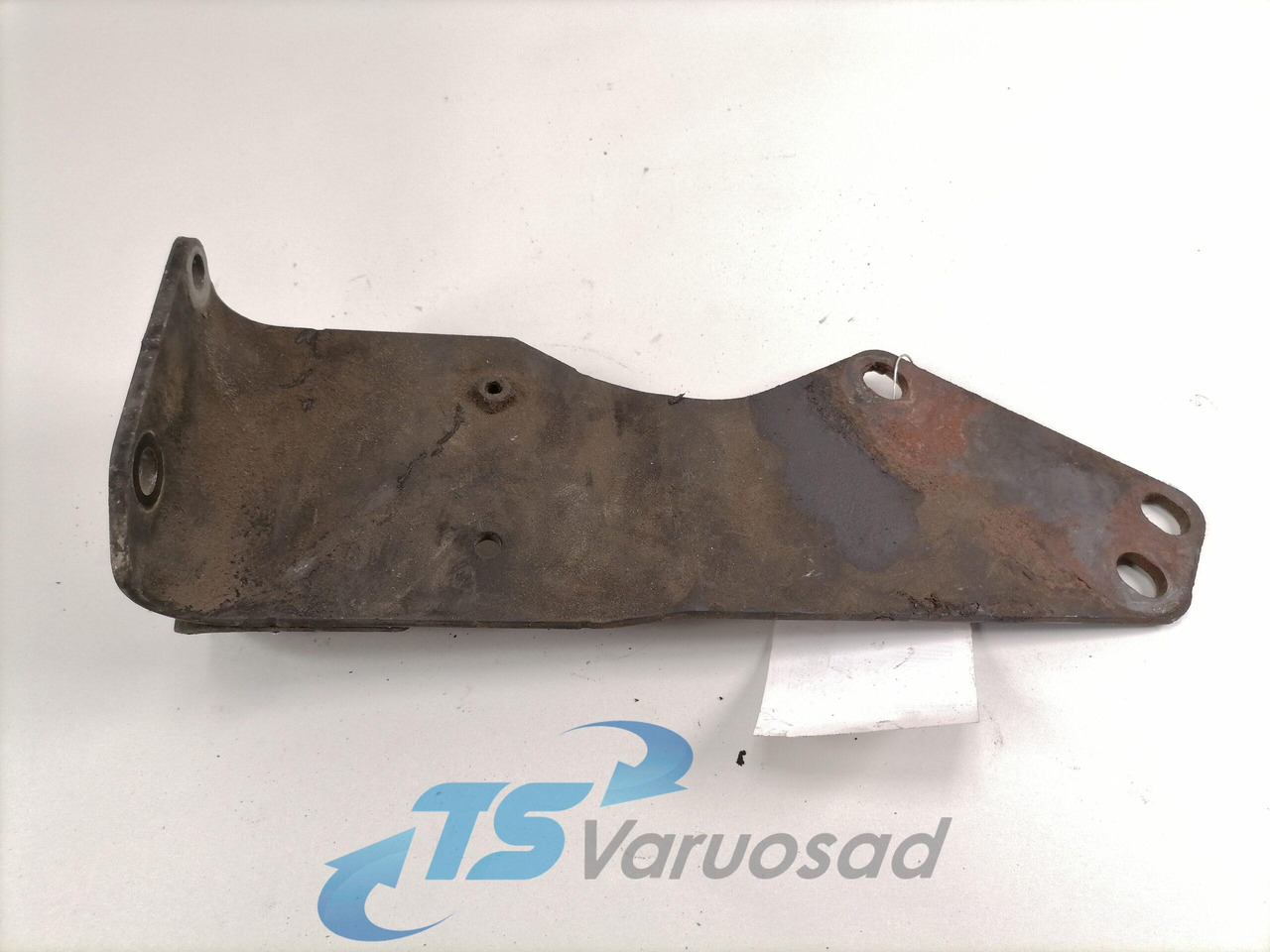 Scania Muffler carrier 1439419 - Prigušni lonac za Kamion: slika Scania Muffler carrier 1439419 - Prigušni lonac za Kamion Scania Muffler carrier 1439419 - Prigušni lonac za Kamion: slika Scania Muffler carrier 1439419 - Prigušni lonac za Kamion