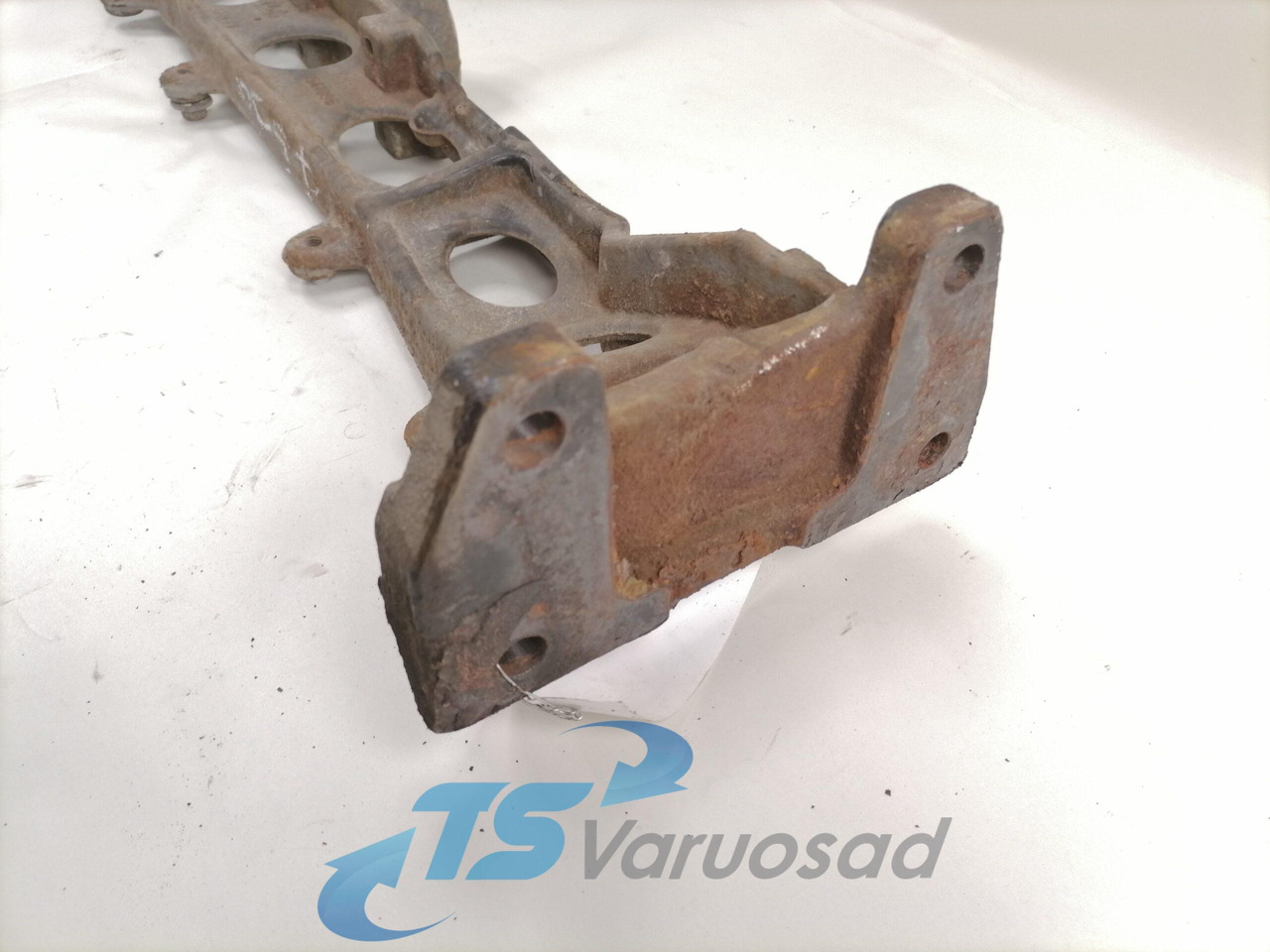 Scania Muffler carrier 1541006 - Prigušni lonac za Kamion: slika Scania Muffler carrier 1541006 - Prigušni lonac za Kamion Scania Muffler carrier 1541006 - Prigušni lonac za Kamion: slika Scania Muffler carrier 1541006 - Prigušni lonac za Kamion