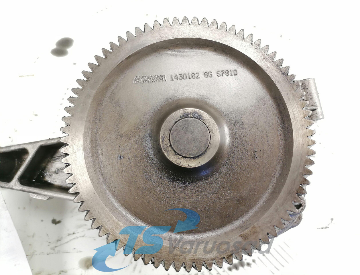 Scania Oil pump 1527681 - Pumpa ulja za Kamion: slika Scania Oil pump 1527681 - Pumpa ulja za Kamion Scania Oil pump 1527681 - Pumpa ulja za Kamion: slika Scania Oil pump 1527681 - Pumpa ulja za Kamion