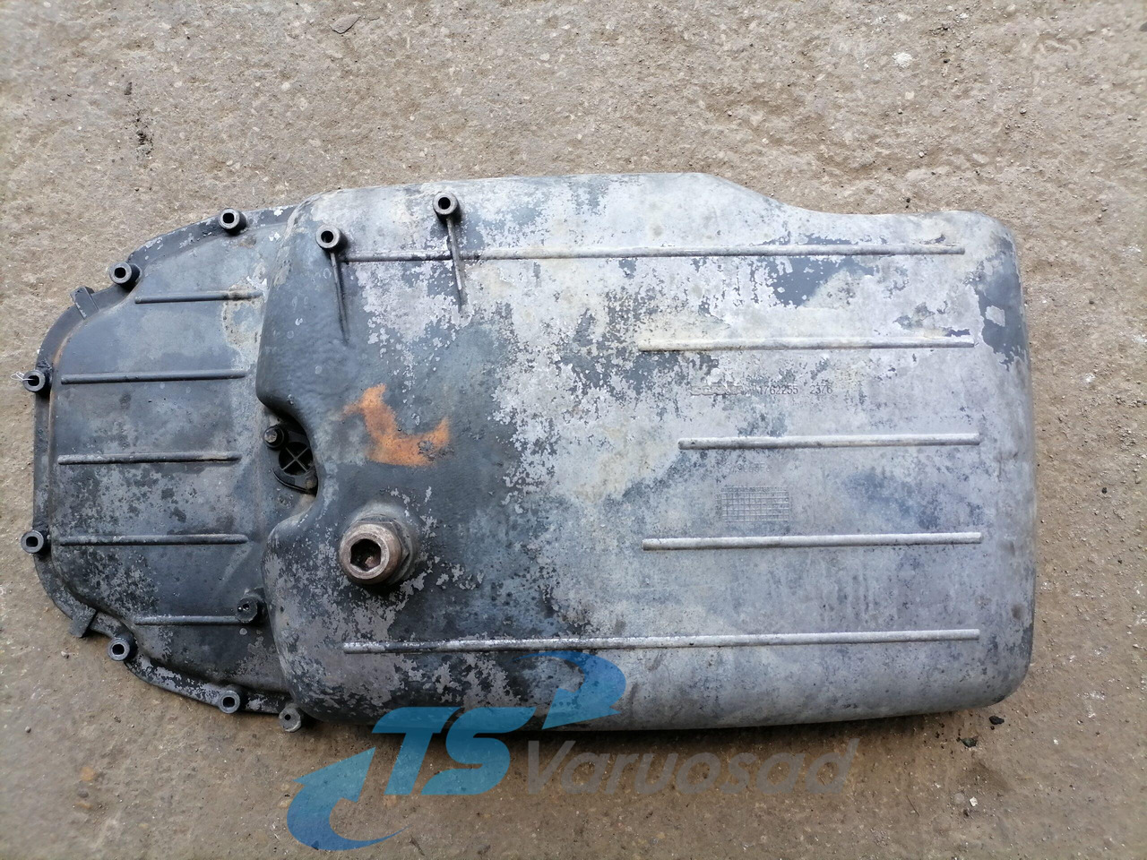 Scania Oil sump 1762255 - Korito ulja za Kamion: slika Scania Oil sump 1762255 - Korito ulja za Kamion Scania Oil sump 1762255 - Korito ulja za Kamion: slika Scania Oil sump 1762255 - Korito ulja za Kamion