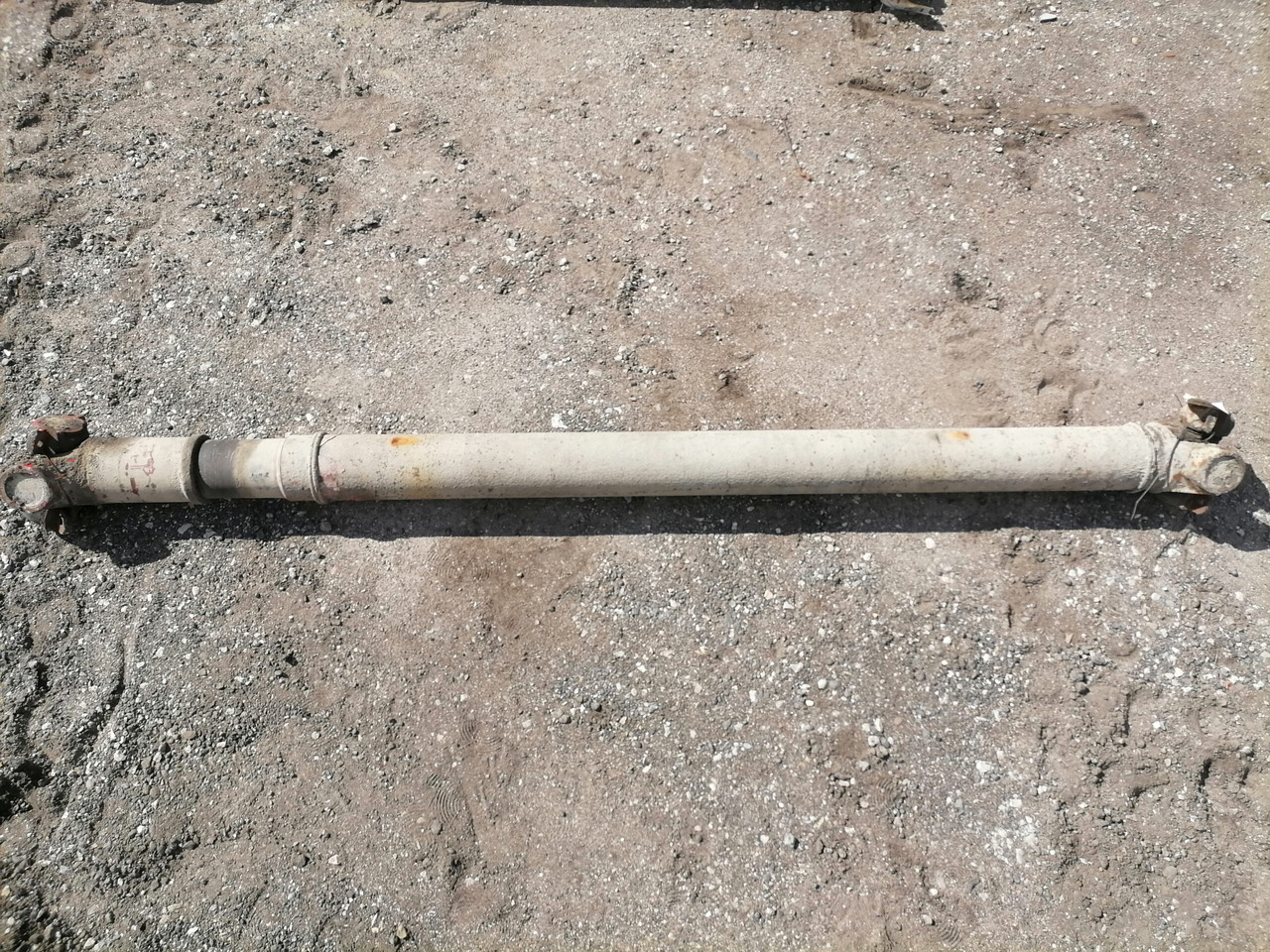 Scania Propeller shaft 1758613 - Kardansko vratilo za Kamion: slika Scania Propeller shaft 1758613 - Kardansko vratilo za Kamion Scania Propeller shaft 1758613 - Kardansko vratilo za Kamion: slika Scania Propeller shaft 1758613 - Kardansko vratilo za Kamion