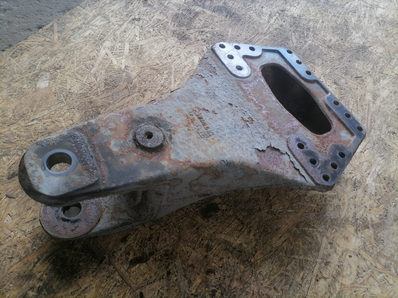 Scania Rear axel spring 1377745 - Ovjes za Kamion: slika Scania Rear axel spring 1377745 - Ovjes za Kamion Scania Rear axel spring 1377745 - Ovjes za Kamion: slika Scania Rear axel spring 1377745 - Ovjes za Kamion