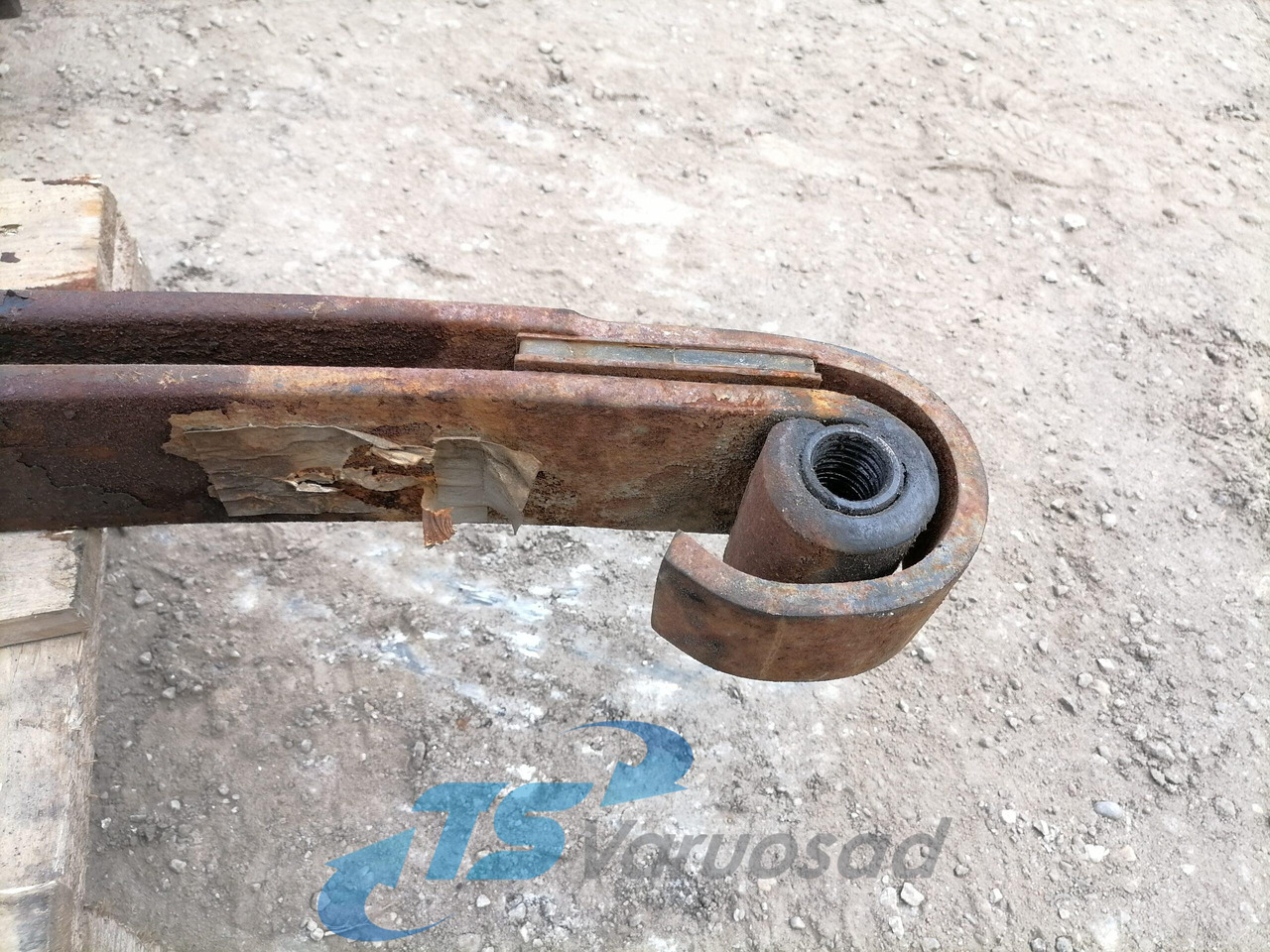 Scania Spring 1528206 - Čelični ovjes za Kamion: slika Scania Spring 1528206 - Čelični ovjes za Kamion Scania Spring 1528206 - Čelični ovjes za Kamion: slika Scania Spring 1528206 - Čelični ovjes za Kamion