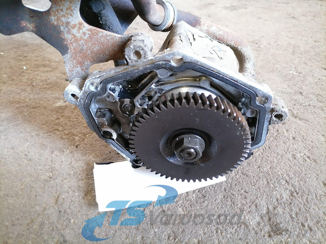 Scania Steering hydraulic pump 1457710 - Servo pumpa upravljačkog mehanizma za Kamion: slika Scania Steering hydraulic pump 1457710 - Servo pumpa upravljačkog mehanizma za Kamion Scania Steering hydraulic pump 1457710 - Servo pumpa upravljačkog mehanizma za Kamion: slika Scania Steering hydraulic pump 1457710 - Servo pumpa upravljačkog mehanizma za Kamion
