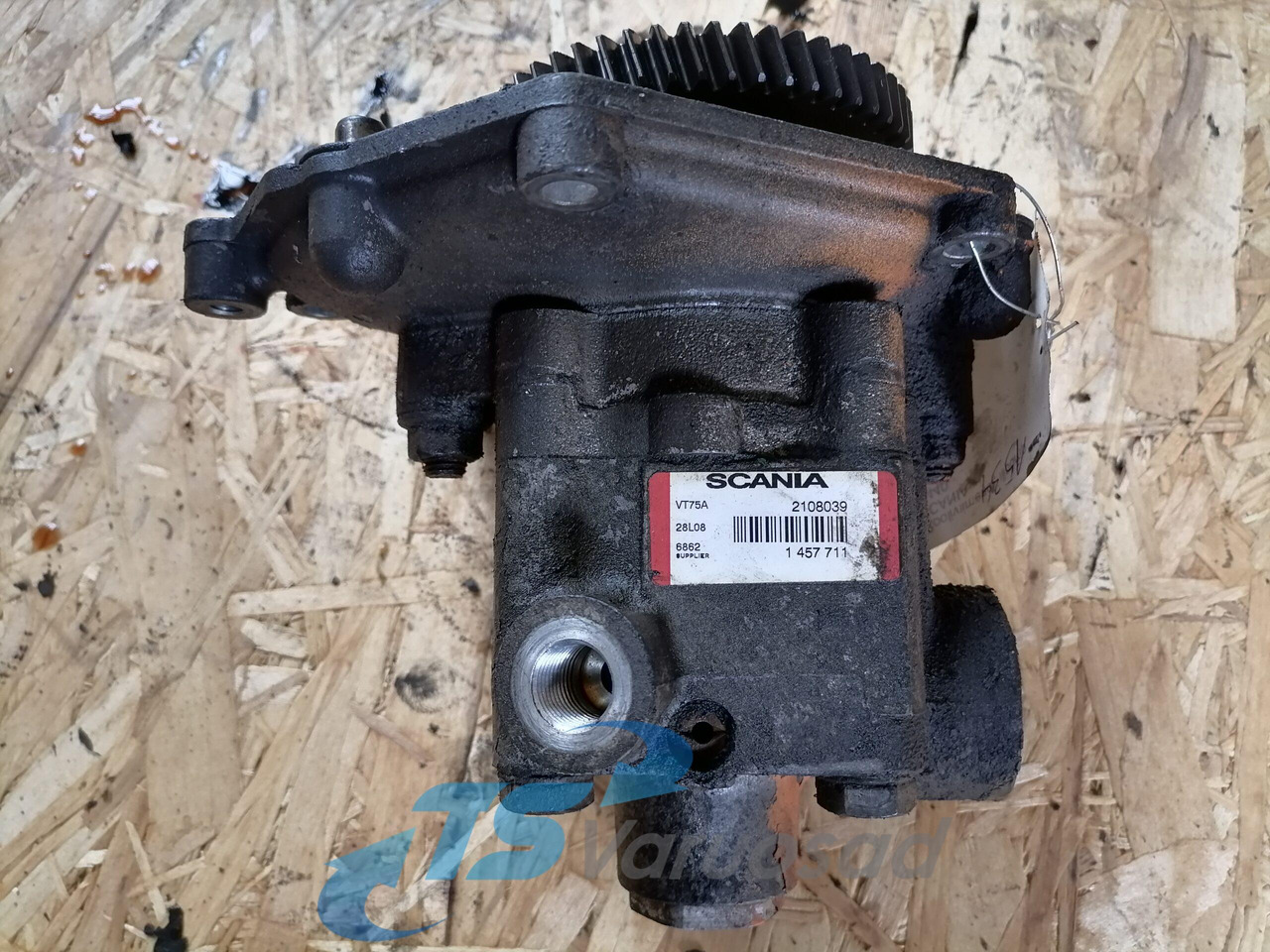 Scania Steering hydraulic pump 2108039 - Servo pumpa upravljačkog mehanizma za Kamion: slika Scania Steering hydraulic pump 2108039 - Servo pumpa upravljačkog mehanizma za Kamion Scania Steering hydraulic pump 2108039 - Servo pumpa upravljačkog mehanizma za Kamion: slika Scania Steering hydraulic pump 2108039 - Servo pumpa upravljačkog mehanizma za Kamion