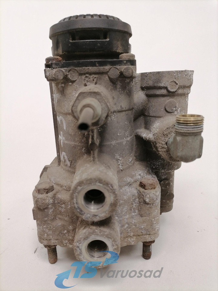 Scania Trailer brake pressure control 1350096 - Kočioni ventil za Kamion: slika Scania Trailer brake pressure control 1350096 - Kočioni ventil za Kamion Scania Trailer brake pressure control 1350096 - Kočioni ventil za Kamion: slika Scania Trailer brake pressure control 1350096 - Kočioni ventil za Kamion
