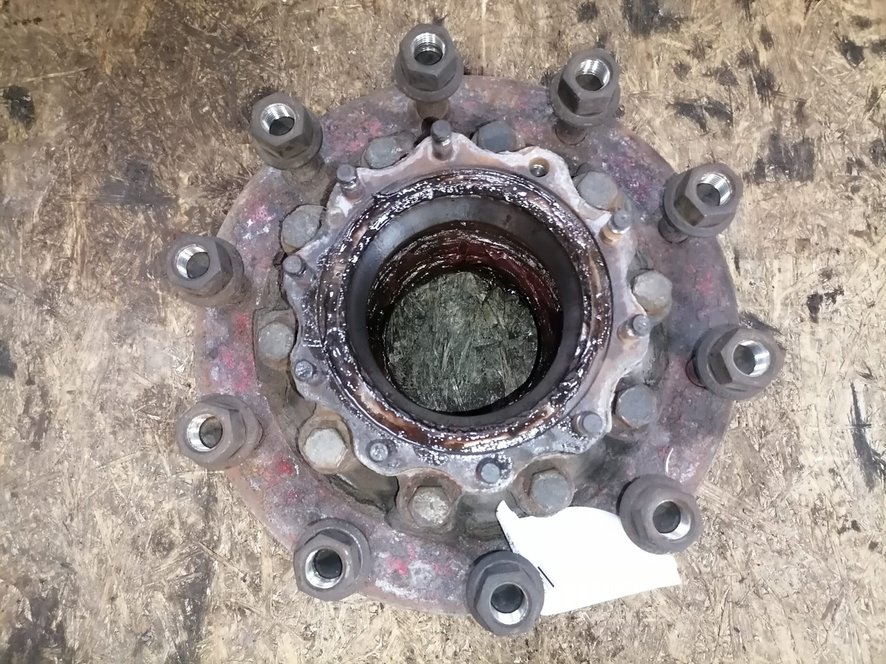 Scania Wheel hub 1382884 - Glavina kotača za Kamion: slika Scania Wheel hub 1382884 - Glavina kotača za Kamion Scania Wheel hub 1382884 - Glavina kotača za Kamion: slika Scania Wheel hub 1382884 - Glavina kotača za Kamion