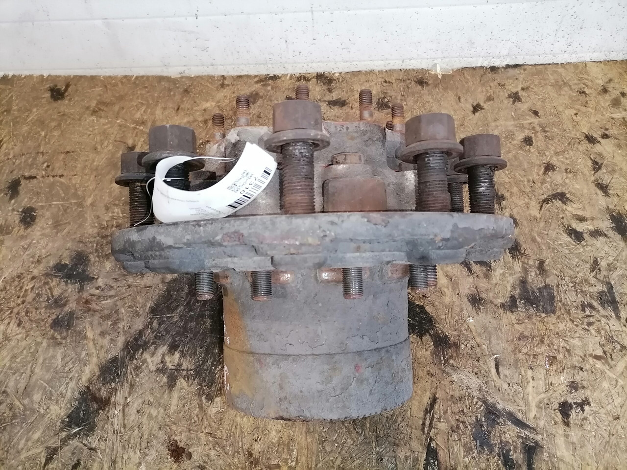 Scania Wheel hub 1382884 - Glavina kotača za Kamion: slika Scania Wheel hub 1382884 - Glavina kotača za Kamion Scania Wheel hub 1382884 - Glavina kotača za Kamion: slika Scania Wheel hub 1382884 - Glavina kotača za Kamion